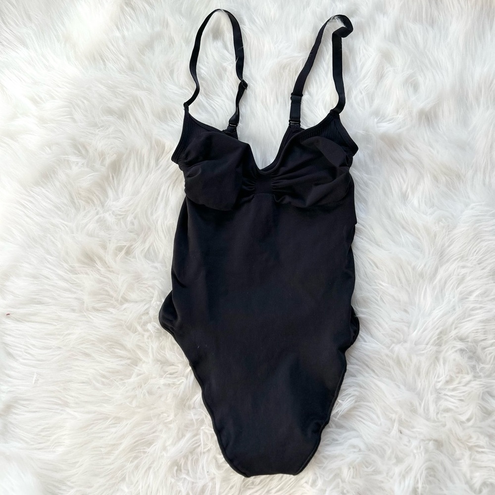 SKIMS Seamless Sculpt Thong Bodysuit L SH-BST-0200